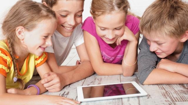 <b>IFA 2018: Archos prezintă gamă de produse Junior şi un smartphone nou din seria Access</b>Archos, una dintre cele mai prolifice companii europene producătoare de telefoane şi tablete a venit la IFA 2018 cu câteva produse noi. E vorba despre gama de produse Junior, dar şi despre un nou smartphone din seria Access, modelul Access 57.