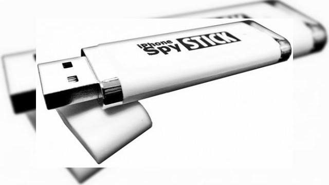 <b>iPhone Spy Stick, un accesoriu care recupereaza datele pierdute... si permite spionarea partenerilor infideli</b>Desi backup-ul datelor de pe iPhone via iTunes pare metoda ideala de a va pastra continuturile si contactele intacte, exista posibilitatea sa pierdeti datele pe care le stergeti intre sincronizari si backup-uri. Aici intervine accesoriul iPhone Spyhouse,...