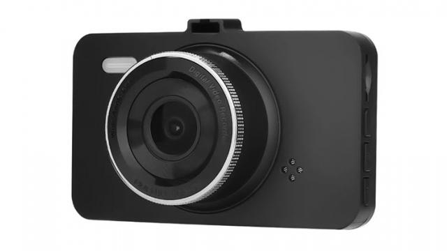 <b>Reduceri bune la Cafago.com: cameră Full HD pentru bordul maşinii şi lacăt inteligent</b>Avem astăzi pentru voi noi reduceri din partea celor de la Cafago.com, pe lista de recomandări aflându-se o cameră video pentru bordul mașinii, respectiv un lacăt inteligent care sună tare futurist. Descoperiți din rândurile de mai jos care sunt 