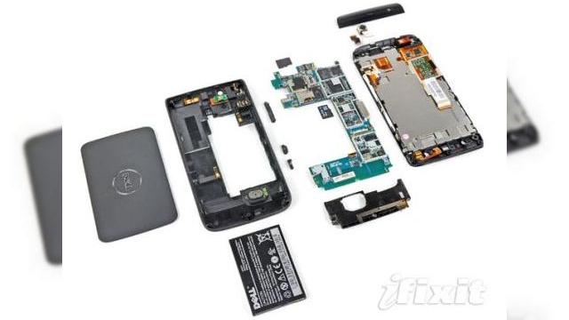 <b>"Facut bucati" - Dell Streak ne prezinta componentele sale hardware</b>Ifixit.com a pus recent mana pe unul dintre cele mai ravnite tableturi ale momentului, Dell Streak. Aflat la limita dintre tablet, smartphone si MID, terminalul cu ecran de 5 inchi a fost dezasamblat de catre cei de la iFixit si prezentat in imaginea de...