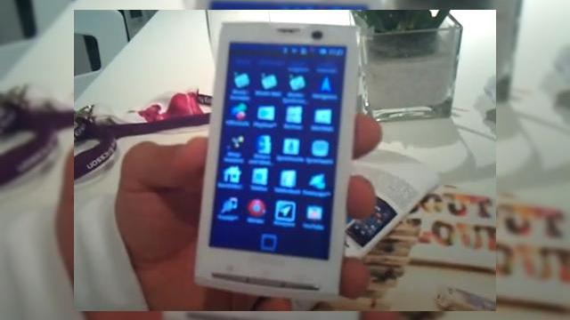 <b>Vechiul devine... mai putin vechi: XPERIA X10 primeste Android 2.1 (Video)</b>De ce ar fi un smartphone ca Sony Ericsson XPERIA X10 lansat cu deja anticul Android 1.6 la bord? Si de ce ar trebui sa ne bucuram ca terminalul primeste upgrade-ul la Android 2.1 de abia acum? Cum ramane cu Android 2.2? Dar cu suportul pentru multitouch?...