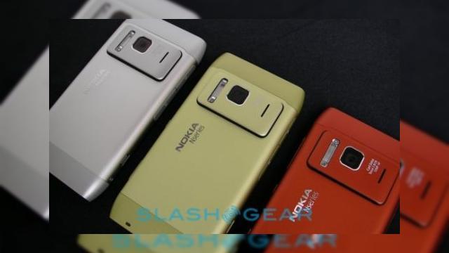 <b>Vechi inainte de a fi nou: Nokia N8, inca o data amanat; se lanseaza in octombrie</b>Daca ati crezut ca Meizu M8 sau XPERIA X10 sunt terminalele cele mai amanate din ultimii ani, aflati ca si Nokia N8 candideaza la acest titlu. Anuntat in primavara, cameraphone-ul de 12 megapixeli ar putea debuta de abia in luna octombrie, din cauza unei...