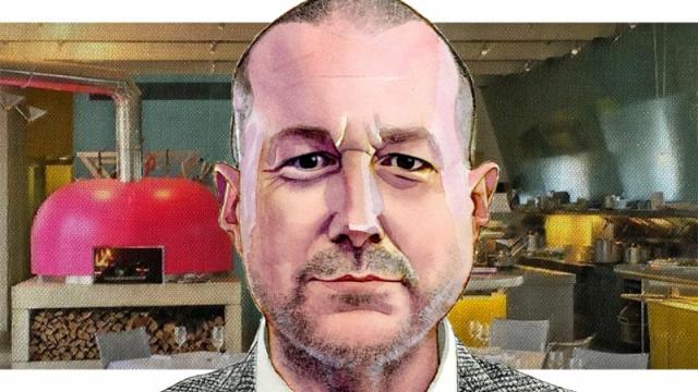 <b>Jony Ive explică de ce Apple Park este o revoluţie a designului modern, laudă Apple Watch din nou</b>Jony Ive este un om al cuvintelor puţine şi nu acordă interviuri prea des, nici nu ţine prelegeri, dar când o face are numai vorbe de duh. Recent a acordat un interviu celor de la Financial Times în care a vorbit despre designul revoluţionar al lui Apple