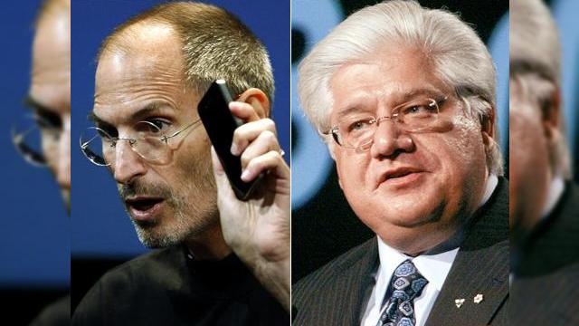 <b>iPhone depaseste BlackBerry in vanzari trimestriale pentru prima oara: 15.4 milioane de unitati pentru Apple</b>Apple a realizat o noua performanta, depasind pentru prima oara rivalii de la RIM (producatorul lui BlackBerry) la capitolul vanzari trimestriale. Astfel, aflam de la Strategy Analytics ca gigantul din Cupertino a vandut 15.4 milioane de iPhone-uri in...