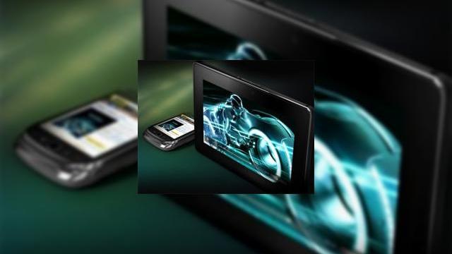 <b>Tablet + telefon = moartea PC-urilor și netbook-urilor?</b>Dacă tabletele au fost considerate distrugătoarele de netbook-uri, Dylan F. Tweney de la Wired Gadget Lab este sigur că o tabletă și un telefon mobil pot înlocui cu succes orice PC, laptop, consolă sau video player. Această combinație pare a...