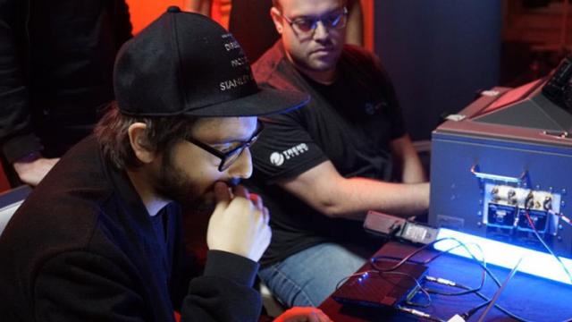 <b>Multiple exploit-uri găsite pe Samsung Galaxy S9, Xiaomi Mi 6 și iPhone X la un hackaton</b>În această perioadă nu avem parte doar de campanii Black Friday, ci și de hackaton-uri precum este cazul Pwn2Own organizat de curând. În cadrul ediției din 2018 s-a descoperit faptul că pe terminale precum Galaxy S9, Xiaomi Mi 6, dar și iPhone X