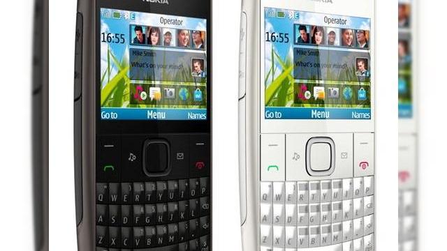 <b>Telefoane Nokia sub 100 de euro? Nokia X2-01 și C2-01!</b>Dacă sunteți în căutarea unui cadou de Crăciun și un telefon Nokia este prima idee care vă vine în minte, atunci puteți achiziționa un model de calitate, la preț redus și aveți chiar 2 variante la acest capitol. Este vorba despre terminalele...