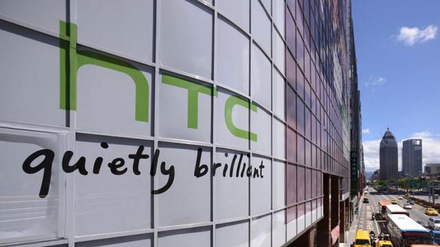 <b>Nu avem HTC U13 în 2019, ci "altceva", complet diferit</b>E bizar că în ultima vreme plouă cu scăpări legate de Samsung Galaxy S10, câteva indicii despre Huawei P30 au început să apară, dar nu avem nici urmă de noutăţi din tabăra HTC. E drept că firma nu o duce prea bine, dacă ne uităm la veniturile sale, dar..