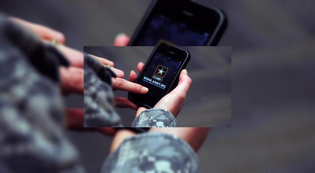 <b>Smartphone-uri pentru toți soldații: un program sponsorizat de SUA!</b>Statele Unite intenționează să își doteze mercen... soldații cu smartphone-uri, acestea urmând să facă parte din echipamentul standard al acestora. Fie că e vorba de iPhone-uri sau modele Android, terminalele vor fi mereu în buzunarul sau...