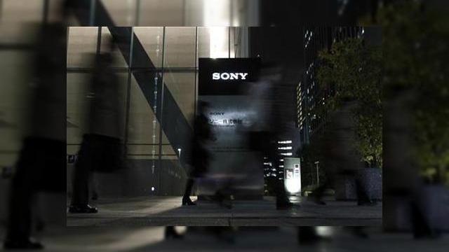 <b>Telefoane cu cameră de 20 de megapixeli? În curând, după investițiile Sony!</b>Cu doar o săptămână în urma aflam că Sony Ericsson pregătește un telefon cu cameră de 16 megapixeli pentru lansare în primăvara viitoare și iată că acum Sony Corp plănuiește să depășească și aceasta barieră tehnologică. Cu o...