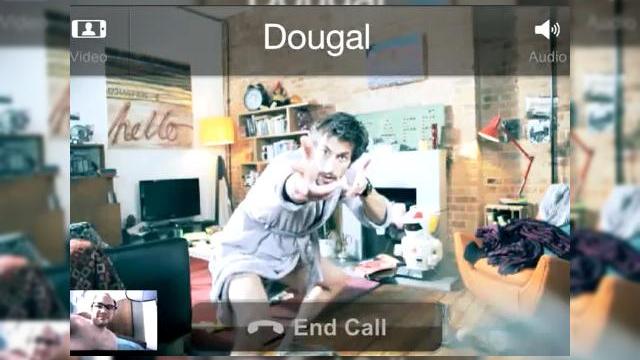 <b>Apeluri video via Skype, acum și pe iPhone (Video)</b>Skype a anunțat pe blogul său implementarea suportului pentru apeluri video în aplicația de pe iPhone. Aceasta poate fi descărcată din App Store, iar Skype for iPhone permite primirea și efectuarea de apeluri video gratuite pe iPhone, iPad sau iPod...