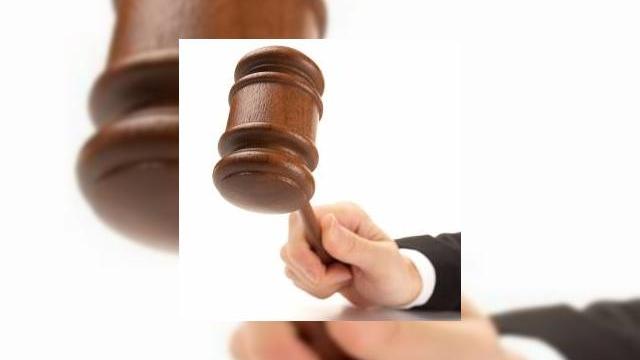 <b>Sony dă În judecată LG; dorește blocarea vânzărilor de telefoane LG În SUA</b>șicanele între producătorii de telefoane mobile nu au loc doar în duelurile dintre Nokia și Apple, sau dintre HTC și Apple și iată că și Sony și LG au acum un război de purtat. Sony tocmai a inițiat un proces împotriva celor de la LG, pe...