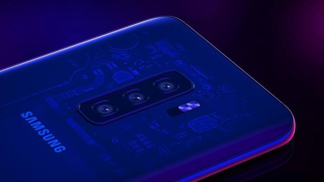 <b>Samsung Galaxy S10 va avea propriul mod de captură nocturnă "Bright Night"; Iată ce ştim despre el</b>Moda capturii low light cu moduri dedicate e gata să lovească şi Samsung. După Night Mode etalat pe Huawei P20 Pro am văzut şi Night Sight de la Google pe Pixel 3 şi Nightscape pe OnePlus 6T. Acum aflăm că Samsung ar fi pregătit
