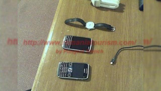<b>Nokia E6-00, acum Într-o imagine ce pare mai degrabă un fals...</b>Cu aproape o lună înainte de MWC 2011 descoperim tot mai multe imagini cu viitoarele telefoane Nokia, fie că e vorba de misteriosul N9, de muzicalul X7 sau de bizarul E6-00. Următoarea imagine cu acest din urmă handset a fost postată pe...