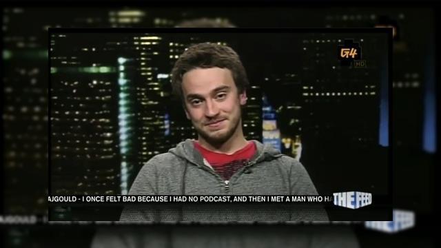 <b>A hackuit iPhone și PlayStation 3... acum e premiat de Microsoft!?</b>George Hotz are atât de mulți dușmani în tabăra Apple și Sony încât... Microsoft s-a gândit să îl premieze. Deși această veste pare ciudată, vorbim totuși despre faimosul hacker care a reușit atât jailbreak-ul lui Apple iPhone, cât și...