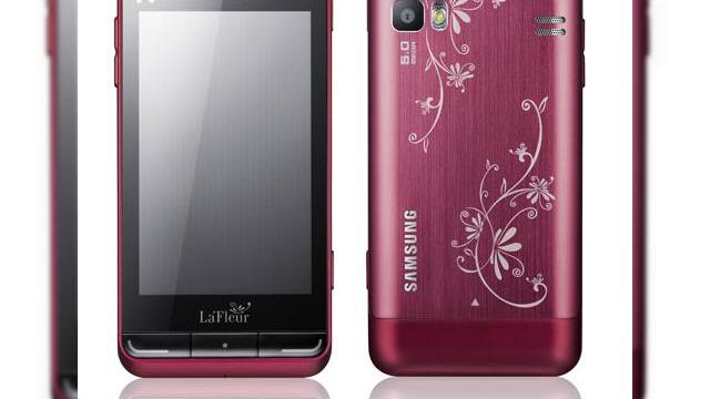 <b>Telefoane Samsung La Fleur, ideale de Valentine's Day și Împodobite cu motive florale</b>Telefoanele cu motive florale ar putea reprezenta un cadou reușit pentru persoana îndrăgită, mai ales acum, atât de aproape de Ziua îndrăgostiților. Samsung și-a extins portofoliul cu nu mai puțin de 4 astfel de telefoane cu motive florale, ce...