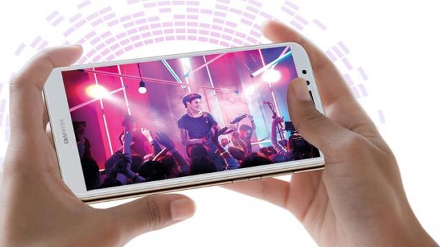 <b>Huawei Y6 (2019) apare în cadrul GeekBench cu dotări modeste la pachet</b>În tandem cu smartphone-urile din seria P30 cei de la Huawei lucrează și la modele de buget precum este cazul lui Huawei Y6 (2019) care se pregătește de lansare în perioada următoare. Acest device tocmai ce și-a făcut apariția 