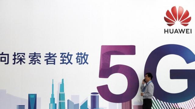 <b>Huawei se află pe lista celor 5 companii care vor livra echipamente 5G către operatorul China Mobile</b>Pe măsură ce Huawei pierde din ce în ce mai multe parteneriate cu națiuni din jurul lumii pentru dezvoltarea de rețele 5G, cel mai recent exemplu fiind Germania care a luat o serie de măsuri menite să interzică colaborarea cu firma 