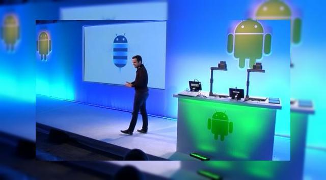 <b>Google oferă detalii despre Android 3.0 Honeycomb și Își reinventează magazinul de aplicații Android Market</b>Iată că a venit și ziua cea mare și Google a prezentat cu o oră în urmă Honeycomb aka Android 3.0 în cadrul unui eveniment menit să ne lămurească în sfârșit ce reprezintă această platformă. OS-ul a fost doar prezentat sub formă de teaser...