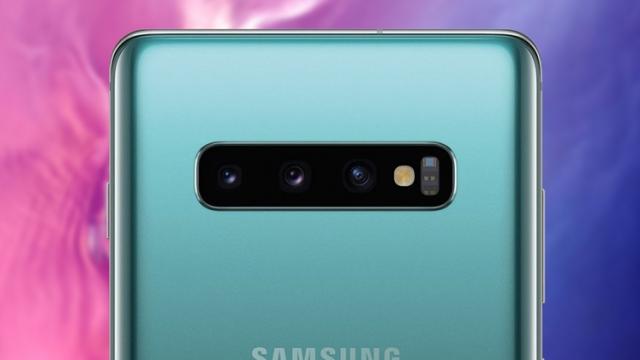 <b>Wallpaper-ul oficial de pe Samsung Galaxy S10 ajunge pe web și îl puteți descărca de aici!</b>Au mai rămas doar 9 zile până la debutul seriei de terminale Galaxy S10 ce va avea loc în San Francisco, în cadrul unui eveniment marca Unpacked ce ne-ar putea aduce și un smartphone pliabil totodată. Până ne convingem de acest 