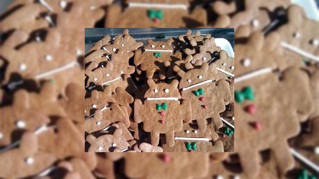 <b>Android 2.3.3, actualizare axată pe dezvoltarea funcției NFC</b>Google tocmai a anunțat o nouă versiune a lui Gingerbread (Android 2.3) și anume 2.3.3, care se axează pe dezvoltarea funcției NFC (Near Field Communication). Aceasta este folosită pentru conexiunile wireless pe distanțe scurte, ideale în...