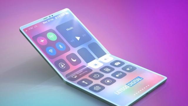 <b>Aşa ar putea arăta iPhone-ul pliabil; Apar concepte şi randări în format clamshell vertical</b>Aşa cum se întâmplă de obicei, orice scăpare de brevete este urmată şi de randări inspirate de ele. Am văzut recent o serie de propuneri de designuri şi brevete de telefoane pliabile Apple, care acum sunt transformate în randări