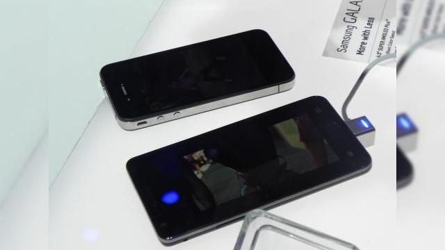 <b>Mobile World Congress 2011 - ziua Întâi, pe scurt</b>Ziua de duminică, 13 februarie a însemnat și debutul lui MWC 2011, sau mai bine zis prefața acestui eveniment, care a luat startul oficial astăzi, pe 14 februarie. Cu această ocazie am asistat la debutul lui Samsung Galaxy S II și al tabletei...