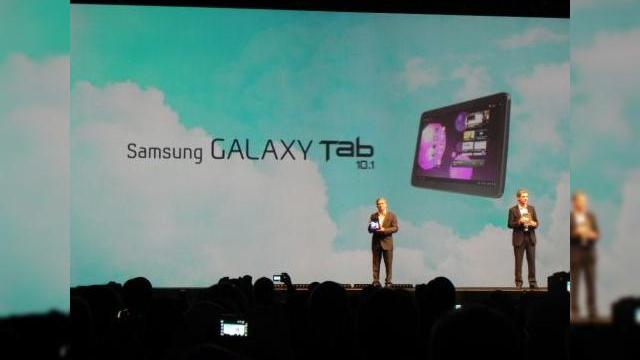 <b>Samsung Galaxy Tab 10.1: momentul debutului surprins de trimisul Mobilissimo la MWC (Video)</b>știm deja totul despre tableta Honeycomb Samsung Galaxy Tab 10.1, dar poate sunteți curioși cum a devenit acest terminal nu doar zvon, ci realitate... Ei bine trimisul nostru la MWC, Zsolt Tamassy a surprins momentul anunțului oficial al tabletei....