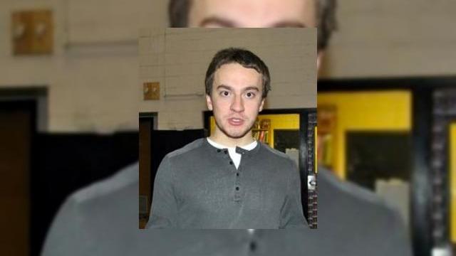 <b>Hackerul GeoHot a strâns destule donații pentru a se confrunta cu Sony; urmează judecata!</b>Celebrul hacker Geohot (George Hotz), care a deblocat iPhone-ul cu ani în urmă și primul care a reușit să hackuiască un PlayStation 3 și-a manifestat cu câteva zile în urmă nevoia de ajutor, sub formă de donații din partea fanilor săi. Ei...