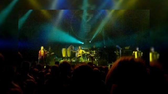 <b>La concert cu Nokia N8! Iată cum filmează camera de 12 megapixeli a telefonului la Gogol Bordello (Video)</b>Având ocazia să mai aruncăm o privire asupra lui Nokia N8 și Symbian^3, am decis să folosim telefonul pentru a filma o parte din concertul Gogol Bordello, care a avut loc în această săptămână la Sala Palatului în București. Vă reamintim că...