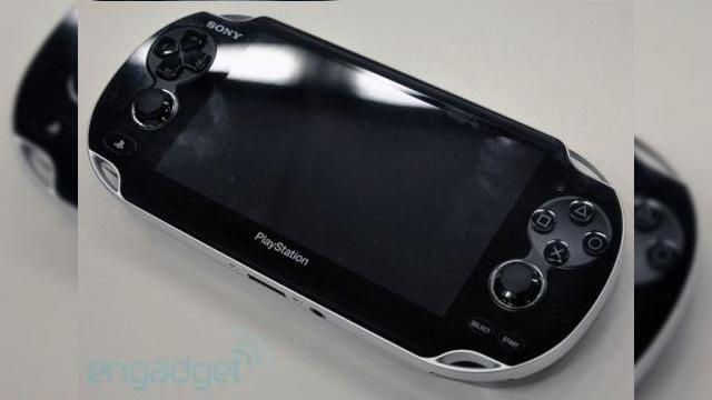 <b>Consola Sony NGP sosește În România de Crăciun? Debutul european programat pentru noiembrie!</b>De vreme ce un oficial Sony a declarat pentru Engadget că noua consolă portabilă Sony NGP va sosi în magazinele din Europa în noiembrie, de ce nu am putea vedea gadgetul și în țara noastră de Crăciun? Sony își manifestă superstițiile...