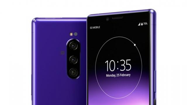 <b>Sony Xperia 4 ar fi o variantă Compact de Xperia 1, cu procesor Snapdragon 710 şi ecran 21:9</b>Sony nu se mulţumeşte cu cele 4 telefoane prezentate la MWC 2019 şi deja are planuri mai ample. Azi am aflat că producătorul japonez pregăteşte încă un device, cunoscut drept Xperia 4. Ar fi un soi de variantă Lite de Xperia 1