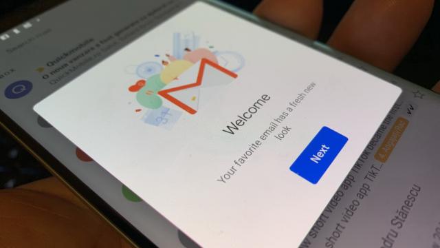 <b>Gmail împlineşte 15 ani, va primi în curând posibilitatea de a programa mailuri peste 50 de ani</b>Gmail se pregăteşte să aniverseze 15 ani de existenţa şi această ocazie specială vine cu o actualizare pe măsură. Aplicaţia de pe Android e gata să primească o funcţie care vă permite să programaţi să se trimită mailuri peste 50 de ani.