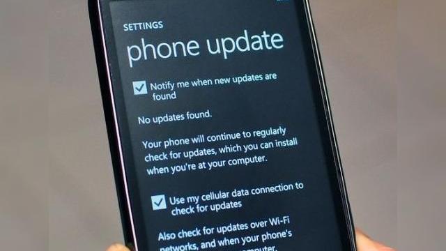 <b>Windows Phone 7 primește prima actualizare: NoDo disponibil deocamdată pe telefoanele nebranduite de operatori</b>Iată că după o așteptare de câteva luni a sosit în sfârșit și prima actualizare a sistemului de operare Windows Phone 7. Cunoscut sub nume de cod NoDo, update-ul este deocamdată disponibil doar pe unele modele WP7, cele nebranduite de operatori....