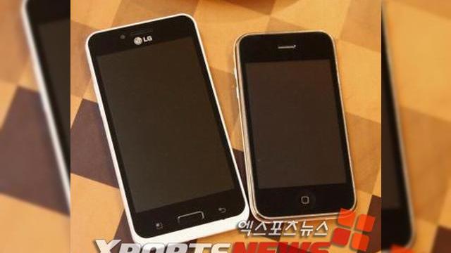 <b>LG Optimus Big, un nou telefon Android cu ecran de 4.3 inch?</b>După ce a oferit publicului tableta LG Optimus Pad și a prezentat și handsetul 3D LG Optimus 3D, producătorul asiatic ar putea pregăti un nou handset care face parte din aceeași serie Optimus. Vestea vine de la un site coreean, care afirmă că noul...