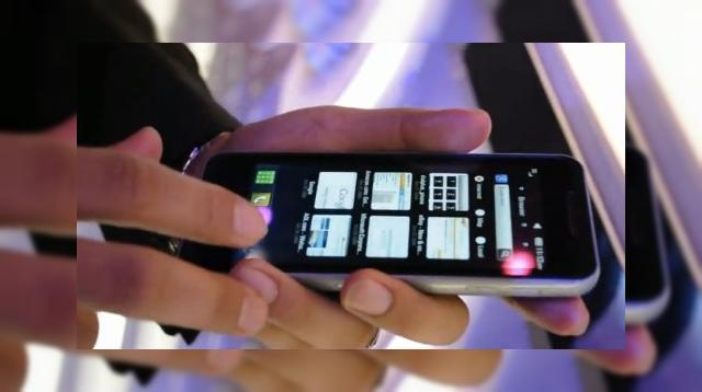 <b>LG pregătește telefoane și tablete ce vor rula platforma MeeGo</b>Aș zice din start că este o mișcare surprinzătoare. MeeGo a izvorânt din colaborarea Nokia și Intel ce puneau în comun experiența dobândită prin Maemo 5 și Moblin. LG preia ștafeta din mers după ce MeeGo a trecut în plan secund pentru Nokia...