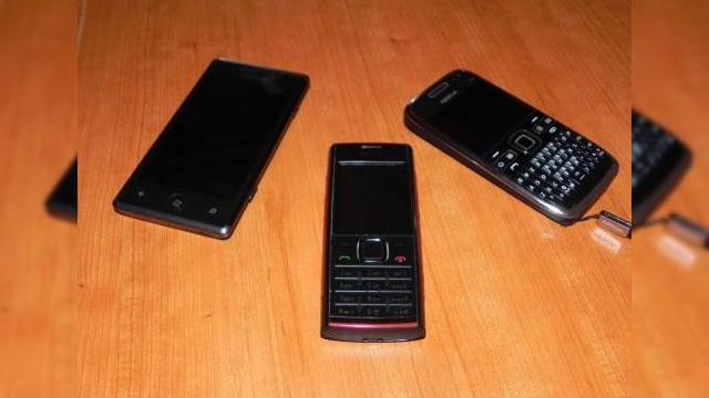 <b>Trei telefoane din nișe diferite: Nokia X2, Nokia E72 și Samsung Omnia 7</b>Un articol similar găsiți aici și vorbeam la vremea respectivă despre Nokia C3-00, LG Optimus One și Nokia N900. începem din zona de bază cu Nokia X2, mediu cu Nokia E72 ce se află pe sfârșit de generație reprezentând o legendă a Nokia și ne...
