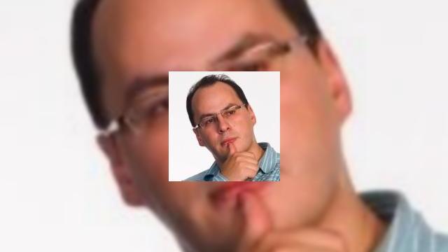 <b>Nokia renunță la MeeGo, Își vinde secțiunea mobilă celor de la Microsoft și lansează o tabletă Windows 8 În 2012 (ZVON)</b>Eldar Murtazin, zvonerul de serviciu nu dă informațiile cu picătura ci cu potopul, astfel că am aflat cam toată strategia Nokia pe următorii 2 ani, asta dacă informațiile redactorului șef Mobile Review sunt reale. Ei bine, nici urmă de MeeGo în...