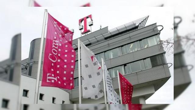 <b>Deutsche Telekom dorește cumpărarea acțiunilor statului la Romtelecom; Ofertă În valoare de 350 de milioane de euro</b>Deutsche Telekom și-a exprimat recent intenția de a achiziționa pachetul acțiunilor statului român la Romtelecom. Oferta este evaluată la maxim 350 de milioane de euro, iar statul trebuie să decidă dacă dorește să vândă pachetul de acțiuni...