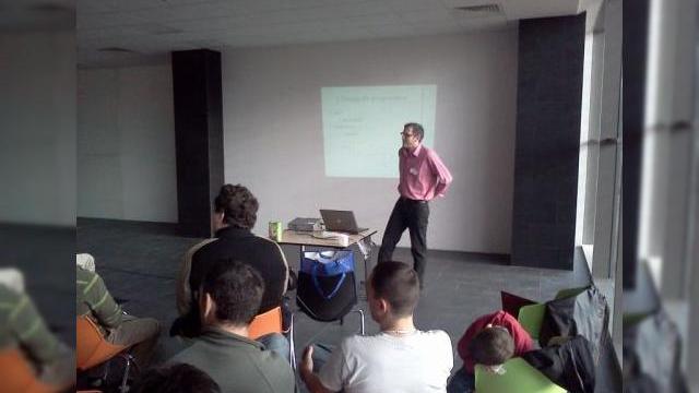 <b>Timișoara Mobile Development Group Meetup la ediția a cincea - prezentări de aplicații și analize profesioniste</b>în data de 9 mai 2011 a avut loc în Timișoara evenimentul Timișoara Mobile Development Group Meetup (TiMo), ajuns la ediția a cincea, pe care vi-l anunțam aici. Organizat de Radu Ticiu împreună cu Dani Maxim, evenimentul a reunit 50 de...