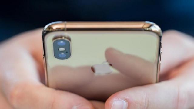 <b>Primul iPhone 5G este așteptat să sosească în 2020; Va folosi modemuri Qualcomm și Samsung</b>De la știrea de acum câteva săptămâni ce scotea la iveală că atât Qualcomm, cât și Samsung respingeau licitația Apple pentru modemuri 5G destinate unor viitoare modele iPhone, iată că acum se ajunge la colaborări