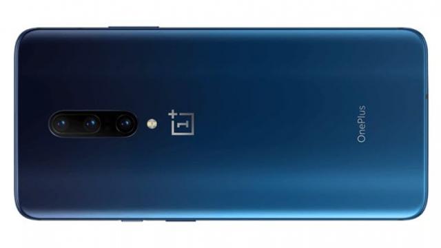 <b>CEO-ul OnePlus confirmă: Flagship-ul OnePlus 7 Pro va oferi stocare rapidă UFS 3.0</b>Cu aproximativ o săptămână rămasă până la debutul lui OnePlus 7 Pro iată că dezvăluirile la nivel oficial continuă, astăzi sosind noutăți despre flagship chiar din partea CEO-ului Pete Lau. Acesta ne confirmă că varianta