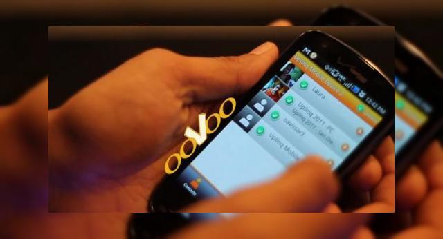 <b>ooVoo, o nouă aplicație de video chat multiplatform, testată la Uplinq 2011 (Video)</b>Skype și Facetime au acum un rival pe măsură, sub forma softului ooVoo, prezentat în cadrul showului Uplinq 2011. Aplicația de video chat a fost testată de către cei de la Android and Me pe un telefon Samsung Droid Charge și s-a descurcat excelent...