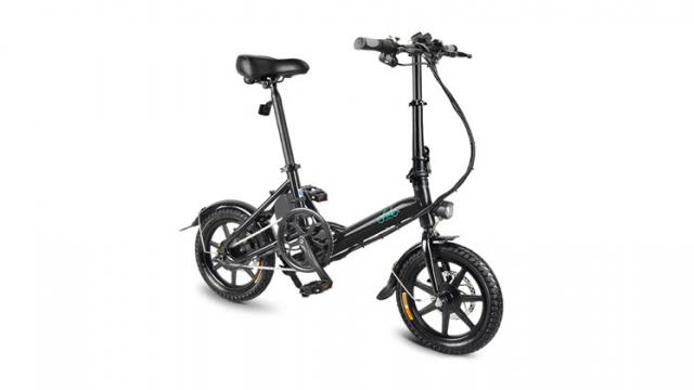 <b>TomTop taie din nou prețurile pentru trotinetele și bicicletele electrice din depozitul european; Iată oferta</b>Deși mai avem doar câteva zile de primăvară, sezonul călduros s-a instalat deja și vremea de afară ne îndeamnă la mișcare și plimbări prin parc seara după muncă sau școală. Un vehicul electric se dovedește a fi o alegere