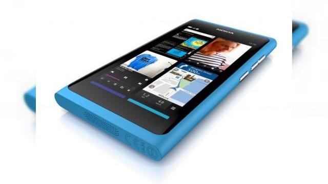 <b>Prețul lui Nokia N9 pornește de la 660 de dolari (465 eur), confirmat de oficialii companiei finlandeze!</b>Iată că avem și un preț pentru proaspăt anunțatul Nokia N9, pe care l-am văzut în acțiune în această săptămână și în România. Se pare că primul smartphone MeeGo va costa 660 de euro, în varianta de 16 GB. &nbsp; Veți putea...