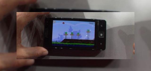 <b>Angry Birds ajunge și pe Windows Phone 7, după conflicte dintre producătorul său și Microsoft</b>Vă amintiți probabil că debutul lui Windows Phone 7 a fost însoțit de un mic scandal, atunci când Microsoft și-a promovat platforma afișând printre aplicațiile disponibile și jocul Angry Birds. Evident, producătorul acestui titlu, Rovio s-a...