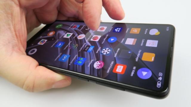 <b>Xiaomi aduce în sfârșit un meniu dedicat de aplicații pe telefoanele ce rulează MIUI</b>Deși MIUI este preferat de mulți utilizatori smartphone, există și câteva elemente lipsă din acest launcher customizat de către cei de la Xiaomi și anume un "app drawer". Este vorba despre un meniu dedicat de aplicații care abia 