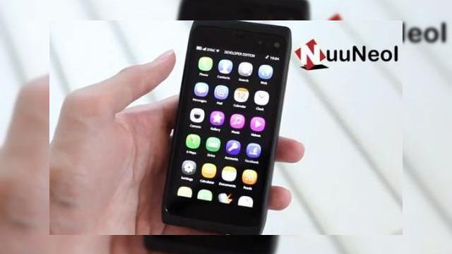 <b>Nokia N950 În acțiune Într-un demo detaliat al lui MeeGo Harmattan (Video)</b>Fratele geamăn al lui Nokia N9, Nokia N950, care aduce în plus o cameră superioară și o tastatură glisantă QWERTY a fost prezentat recent într-un clip video detaliat. Din păcate clipul este realizat în Thailanda, deci nu înțelegem limba în...