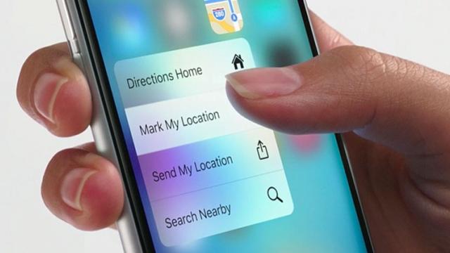 <b>3D Touch are zilele numărate; Nu va sosi pe noile iPhone-urile din acest an și ar putea fi scos de pe modelele vechi</b>După ce am aflat că Apple ar putea pregăti un iPhone mic şi nostalgic pentru 2020, azi descoperim şi că o funcţie deja clasică de pe iPhone-uri e pe făraş. E vorba despre 3D Touch, funcţie care debuta pe iPhone 6s şi care nu se va mai