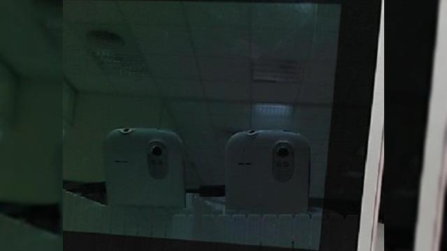 <b>HTC Ruby, "telefonul din oglindă" rulează WP7 sau Android?</b>Sunt la mare căutare în aceste zile scăpările de terminale WP7, mai ales că versiunea Mango urmează să sosească în această toamnă. După ce am văzut un model Acer, unul Fujitsu și unul Samsung ce aduce cu Galaxy S II, așteptăm și o...